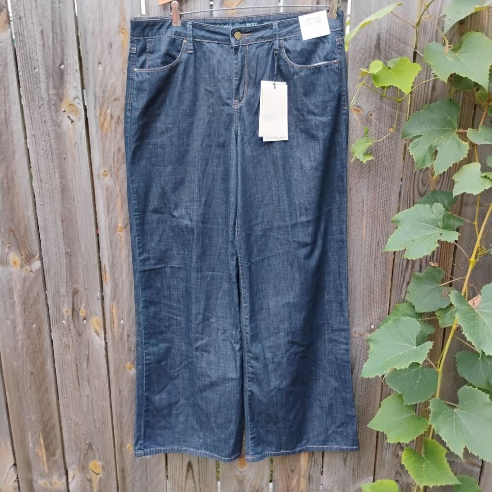 Calvin Klein Jeans Easy Flare Wide Leg Dark Wash Wide Leg Denim W31 L32 42WA705